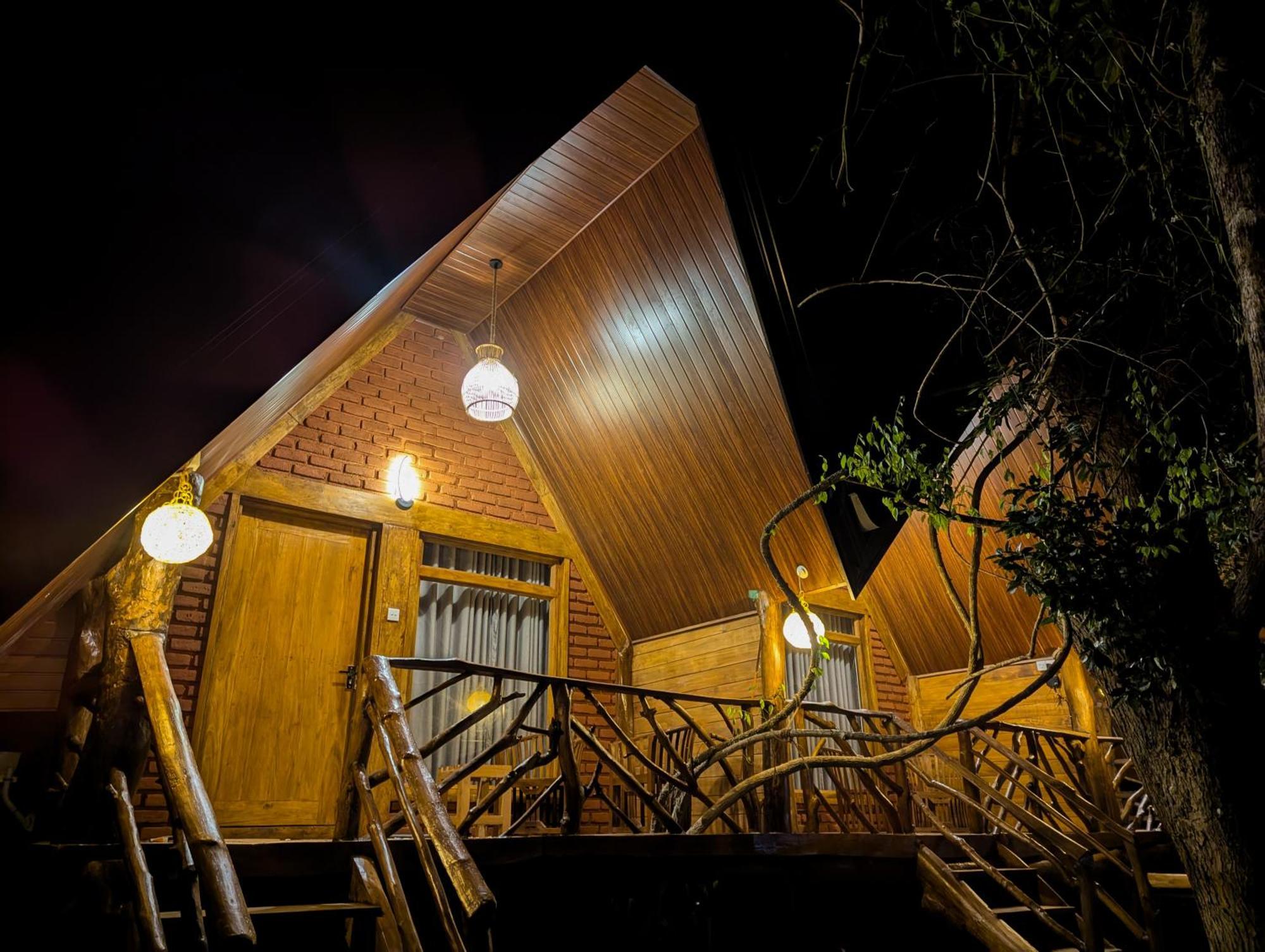 Wooden Cabana Сигирия Екстериор снимка