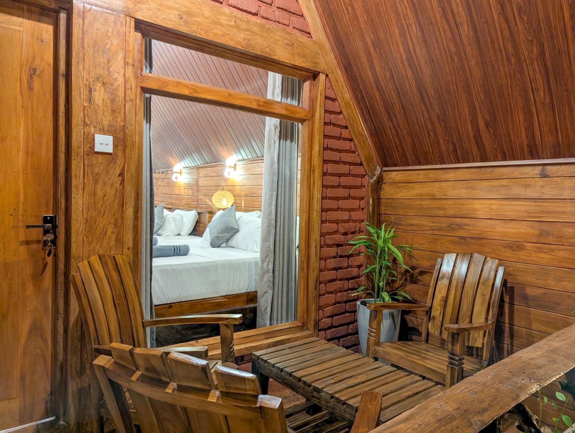 Wooden Cabana Сигирия Екстериор снимка